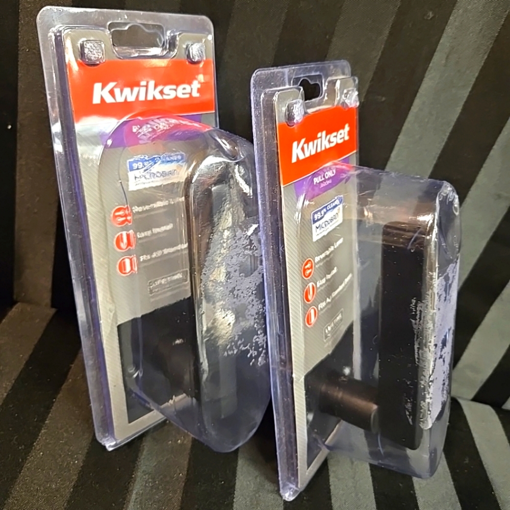 2pc Lot Kwikset Pull Only Square Matte Black Half Dummy Door Levers Open Box